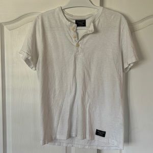 Abercrombie & Fitch Henley